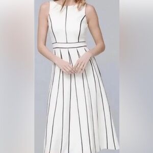 White House Black Market sleeveless seamed fit flare ponte dress. size 4